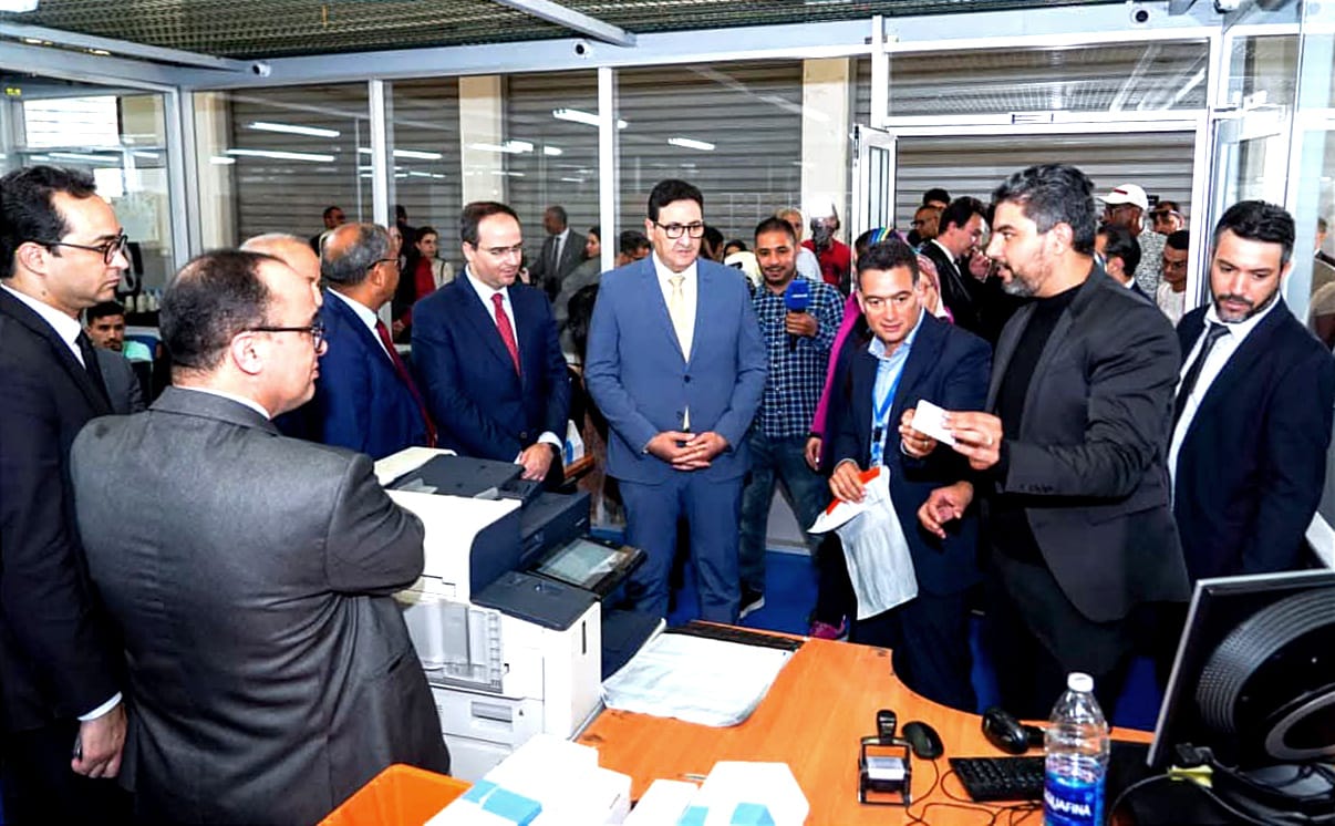 ثورة رقمية تنهي معاناة إنتظار رخص السياقة و البطائق الرمادية بالمغرب