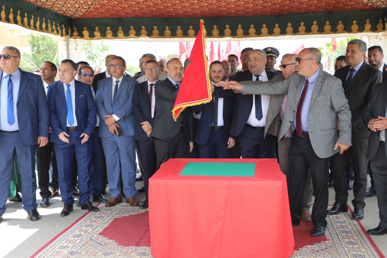 إقليم خنيفرة…عادل اهوارن يعطي انطلاقة مشاريع تنموية كبرى بمدينة مريرت